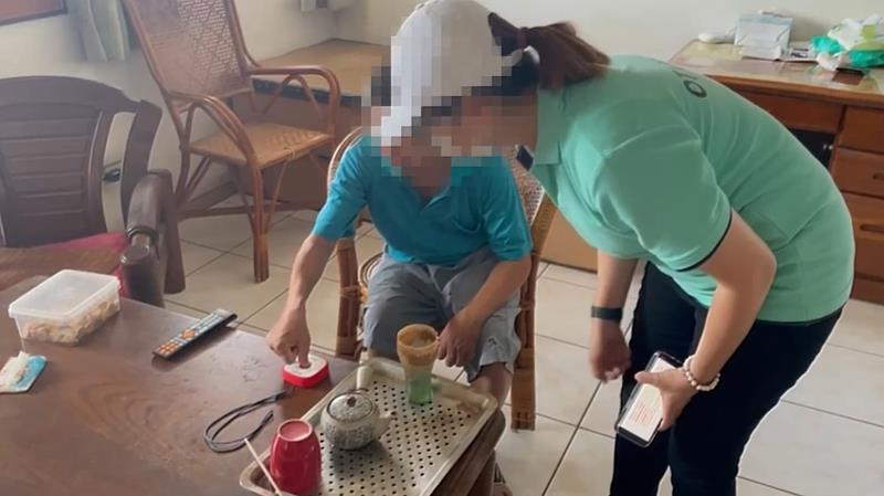 嘉義市智慧觀測系統守護獨居長者 伊鍵通按下後最多可撥打20支電