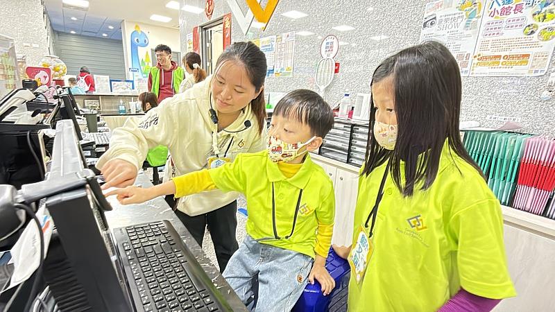 桃園市八德國民運動中心「童樂動起來:八運一日小館長」兒童節活動