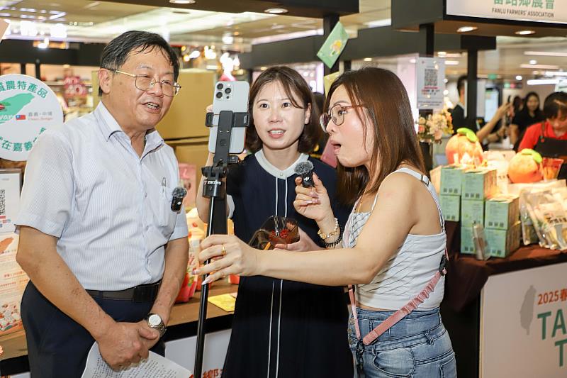 嘉義優鮮亮相2025新加坡食品展，全力開拓東南亞市場-4