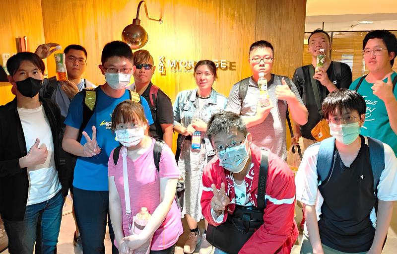 北分署青年職訓專班除了實務課程，還安排企業參訪，引導青年了解產業環境