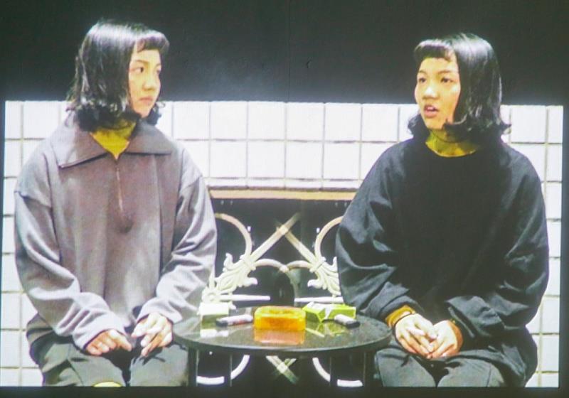 黃筱晴的空間影像作品《一根菸的時間》