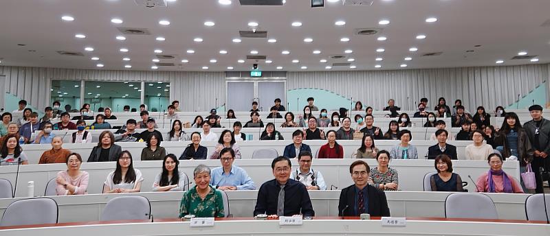 佛光大學「雲水雅會」4月9日隆重邀請國際知名神經科學家洪蘭博士蒞校，發表專題演講〈大腦說明書——談教育的運用〉。