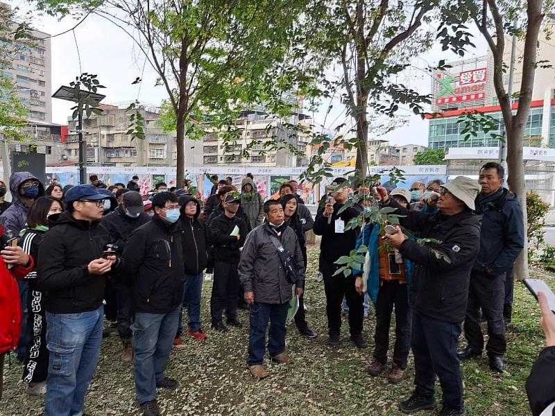 今年講習課程更納入樹木剪方式及防汛修剪重點等相關議題以加強學員判斷及應對能力