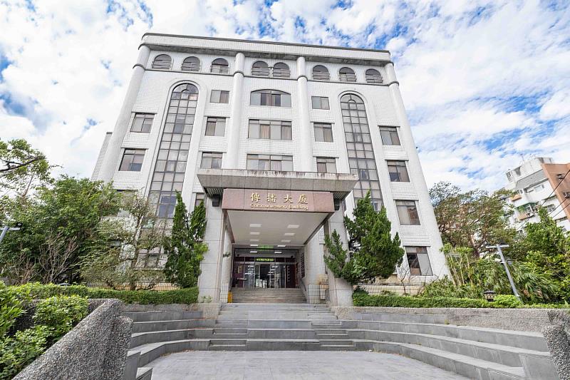 《傳播研究與實踐》由世新大學新聞傳播學院與舍我紀念館共同發行。(世新大學提供)