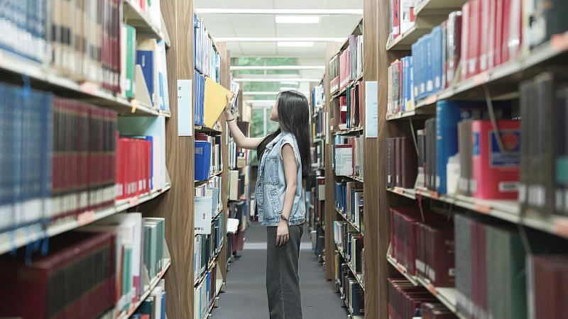 世新大學致力提供高品質的學術環境,推動跨領域研究。(世新大學提供)
