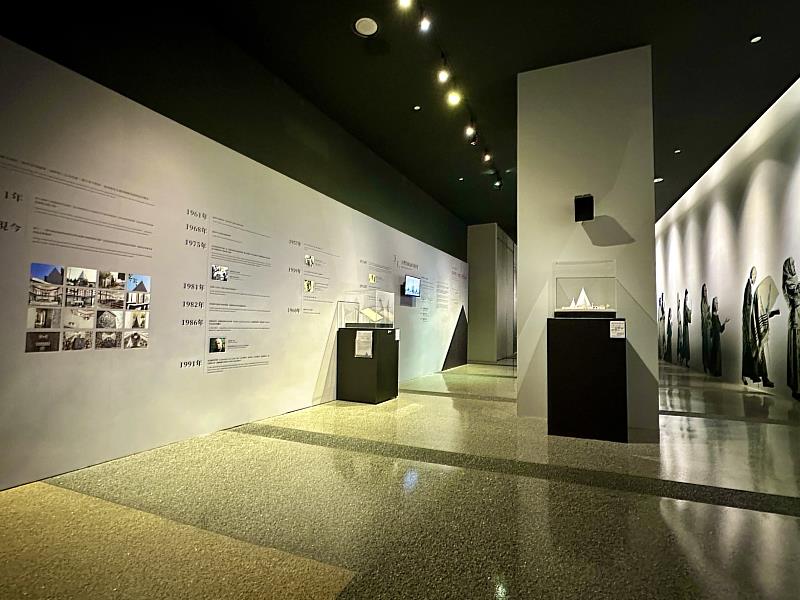 《宗教建築之美:菁寮聖十字架天主堂》特展,以「人們因此而有盼望」為主題。(圖由世界宗教博物館提供)