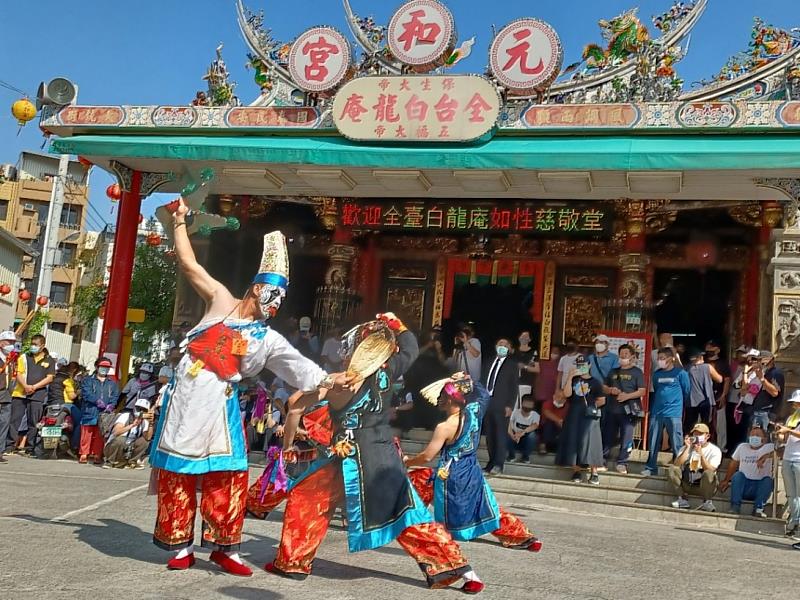 全臺白龍庵如性慈敬堂八家將陣法操演