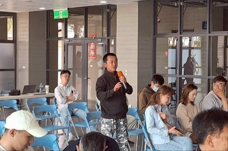 養殖戶現場分享文蛤養殖的經驗
