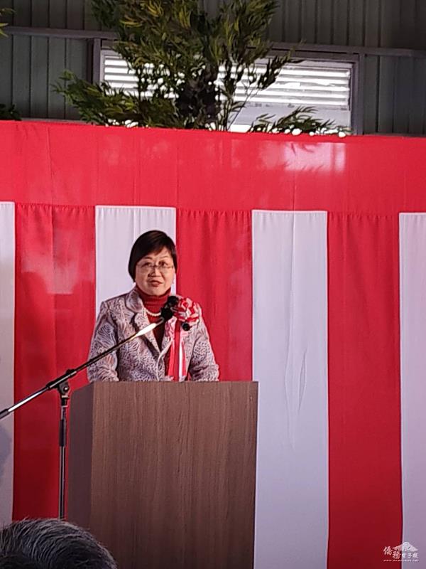 徐佳青致詞恭喜家登集團邁向新里程碑