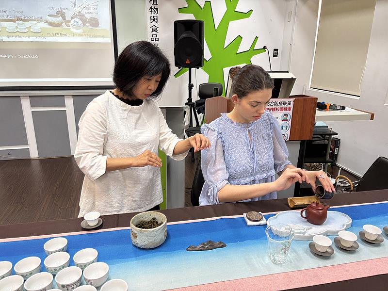 大葉大學藥保系積極推廣台灣好茶