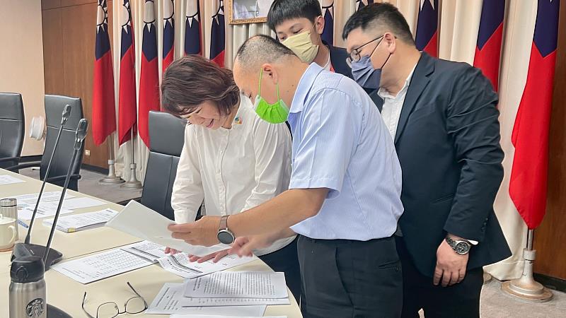 輕軌尚未到站 大家繼續努力！黃敏惠市長北上爭取「大南方」實質納入嘉市 為市民發聲