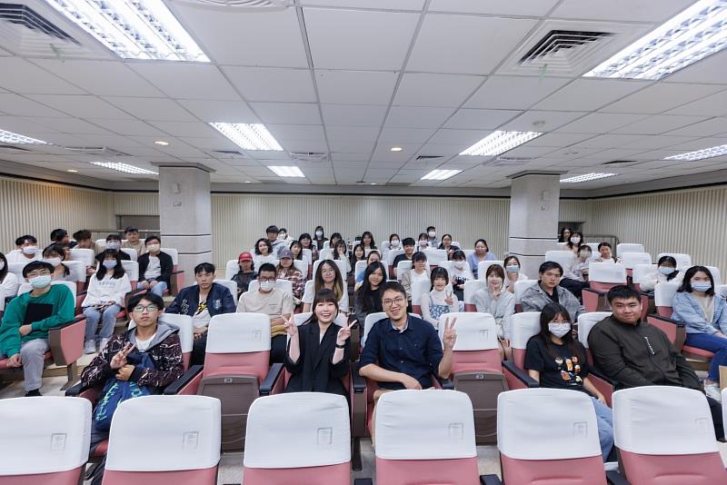 張處長鼓勵南大同學秉持熱情與行動力，無論出身背景為何，都有機會成為連結城市與世界的重要角色