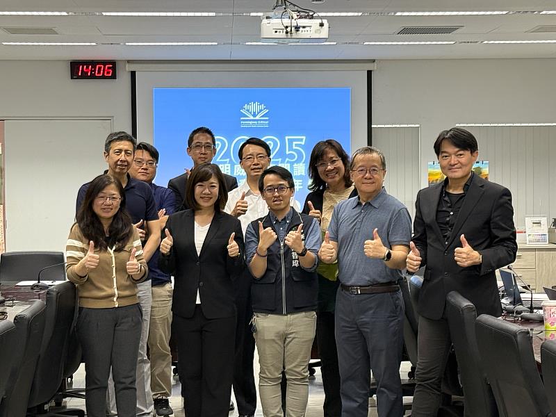 東海大學主辦第一屆「海明威深度閱讀與媒體素養青年營」,中視董事長盧秀芳、台中市新聞局長欒治誼、數位發展局長林谷隆將於活動中與百位高中生面對面對話。