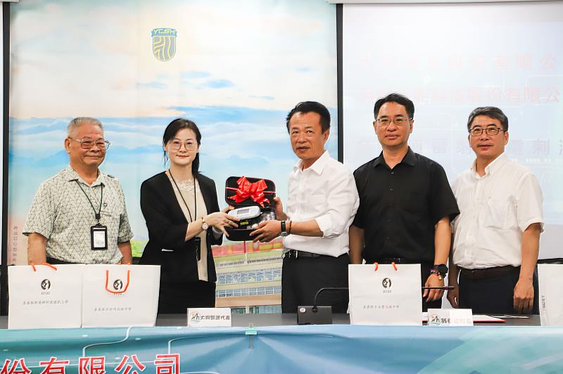 明麗智能、大同醫護攜手捐贈運動治療儀，強化嘉義縣校園運動防護-1