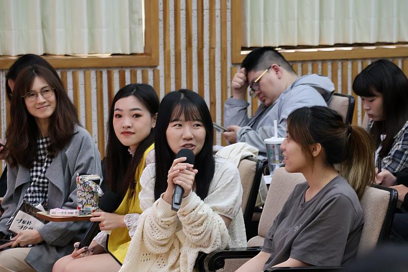 南大講座邀請來自屏東大學與聯合大學的兩支團隊現身說法,分享他們以所學回應地方需求的多元實踐