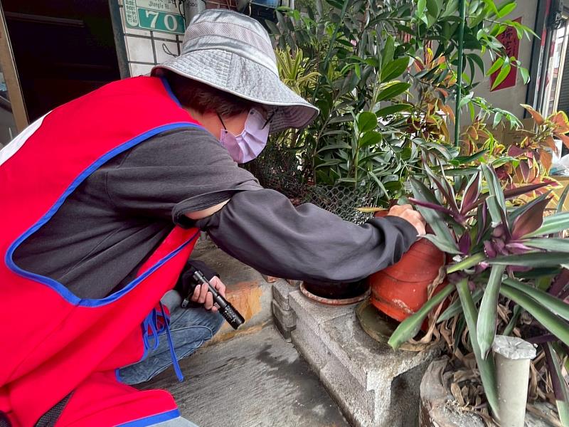 嘉義縣邀鄉親攜手掃街，齊心滅蚊護家園