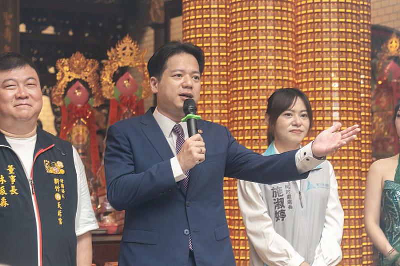 代理市長邱臣遠致詞祈求媽祖庇佑新竹風調雨順、國泰民安、百業興旺