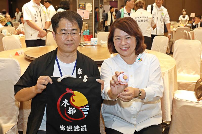 0_黃敏惠市長與張于亞理事長