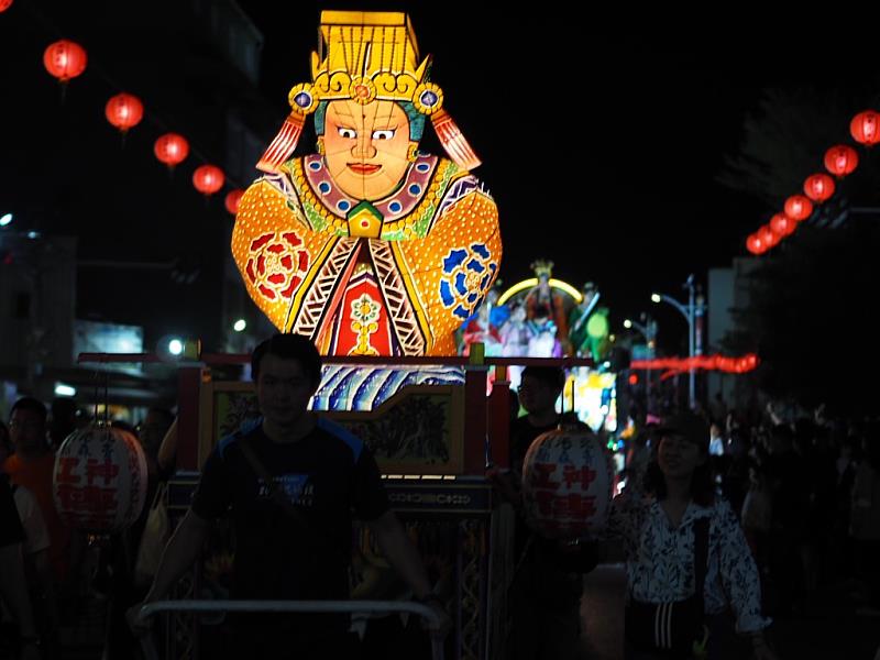 圖4日本青森睡魔季工藝師-媽祖燈籠