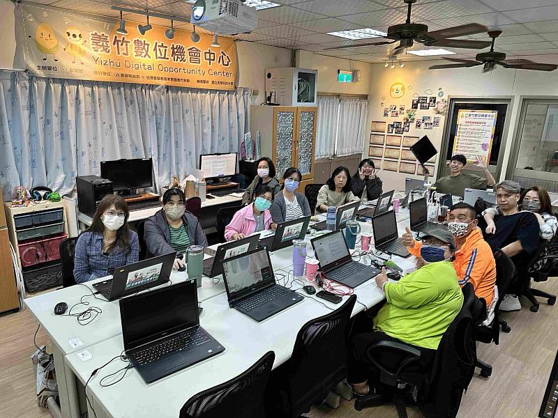 義竹數位機會中心深耕在地 數位創新營運打造AI創作新舞台
