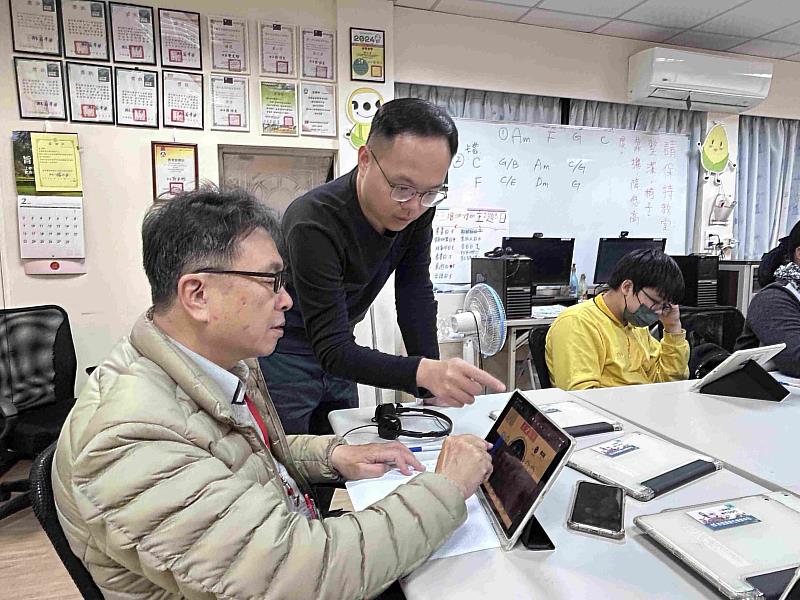 義竹數位機會中心深耕在地 數位創新營運打造AI創作新舞台