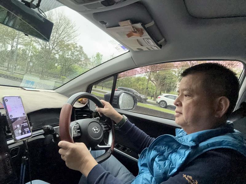 全國模範勞工陳耀森的載客工作日常