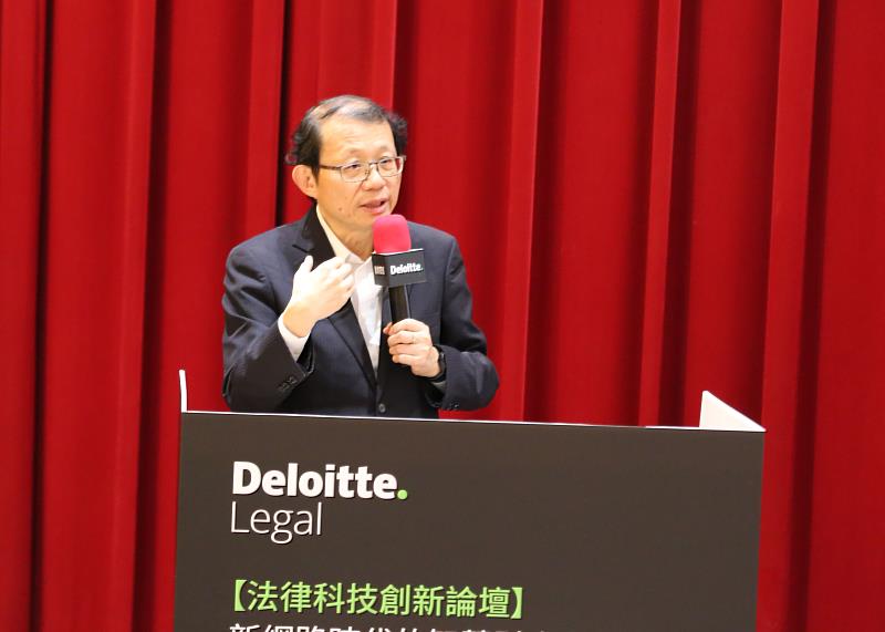 圖五、勞動部勞動關係司司長王厚偉