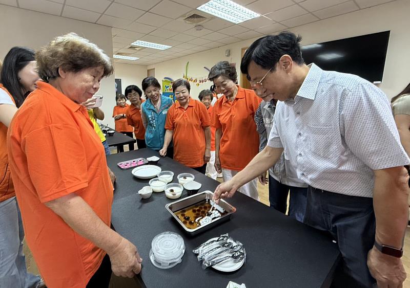 社區失智照護升級，衛生局攜手陽明醫院打造「憶享學堂」