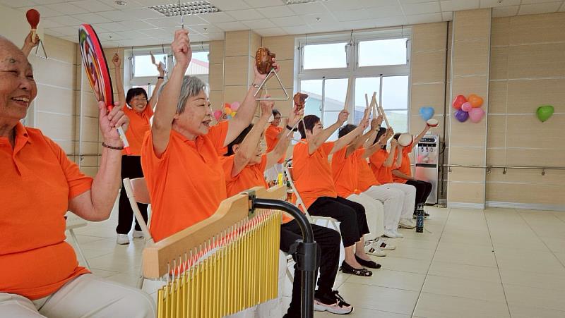 社區失智照護升級，衛生局攜手陽明醫院打造「憶享學堂」