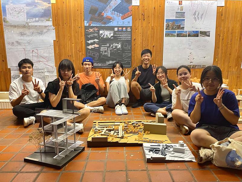 東海建築堅信，真正的教育不是拔尖，而是讓每一位學生走出屬於自己的國際路徑。