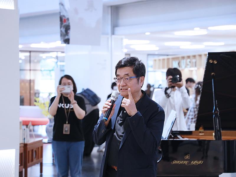 高科大工業設計系主任宋毅仁表示，今年畢業展作品在新一代設計展一共入圍25項，創下全台國立大學最高入圍數。
