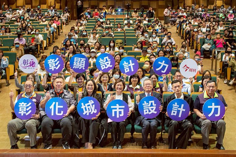 論壇吸引超過800位設計界人士與民眾共襄盛舉，現場氣氛熱絡、創意交流不斷。