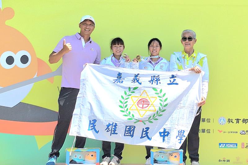 民雄國中輕艇隊全中運獲2金1銀佳績