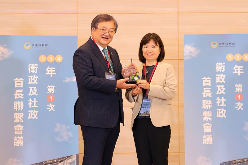 嘉義市政府衛生局連續3年榮獲衛福部地方衛生機關業務考評綜合獎第一名 長照業務成績全國第一名，也是全國唯一滿分的縣市