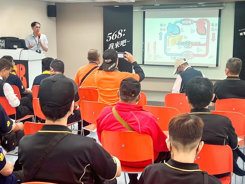 圖三_馬偕醫院衛教講座關心久坐司機的下肢健康