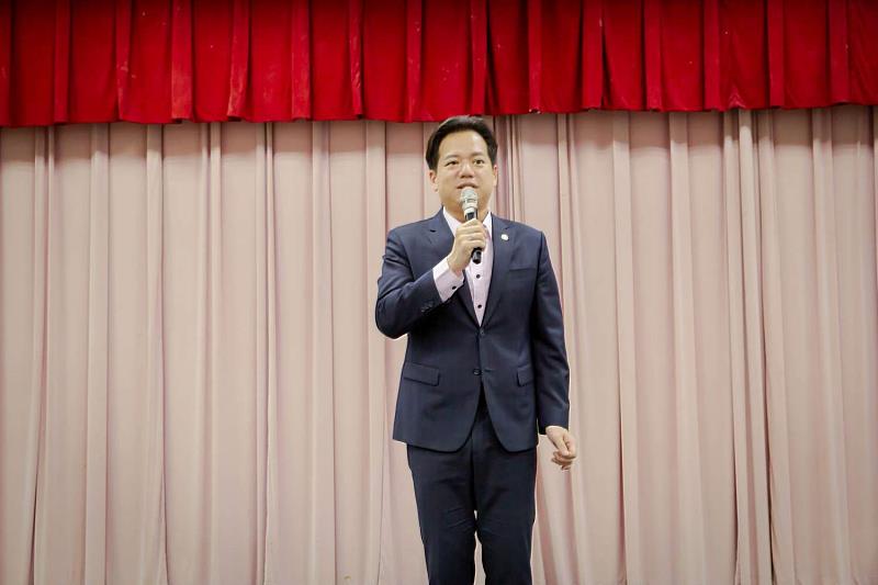 代理市長邱臣遠期待為期三天的參訪行程能夠讓縣府同仁收獲滿滿，並更了解新竹市。