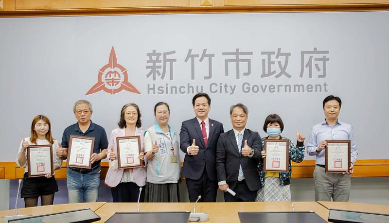 邱臣遠代理市長聘任長照服務使用者代表加入長照推動小組,象徵政策制定更加貼近民眾需求。