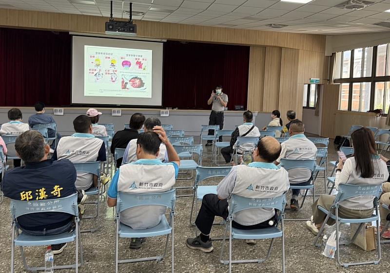東區里長登革熱防治教育訓練