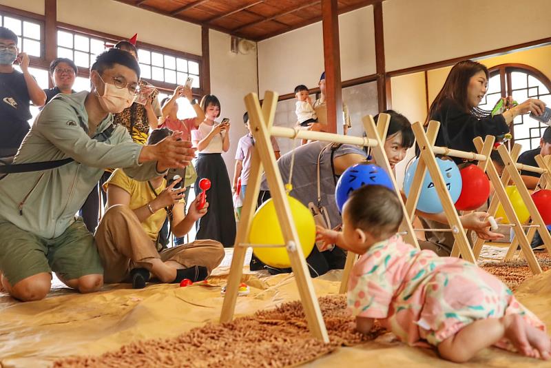 「桃太郎村櫻花祭」號召百組公益家庭 體驗親子共遊的感動時光