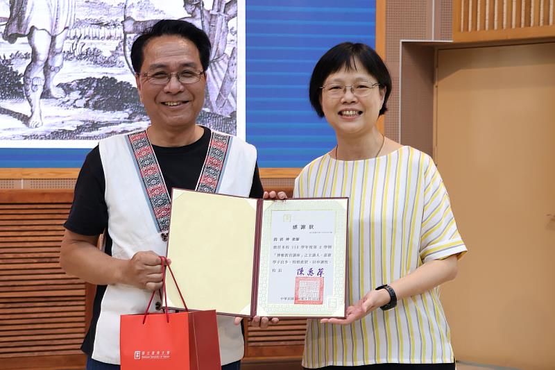 南大邀請西拉雅族部落發展促進會理事長段洪坤蒞校演講,透過詳實的歷史資料與邏輯分析,引導聽眾重新審視臺灣族群歷史的真實面貌