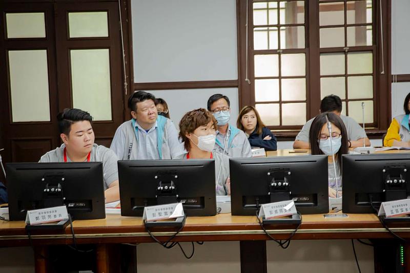 委員們共提出11項提案及多項臨時動議，議題涵蓋交通改善、社會福利、文化創意推動及基礎建設等多元面向