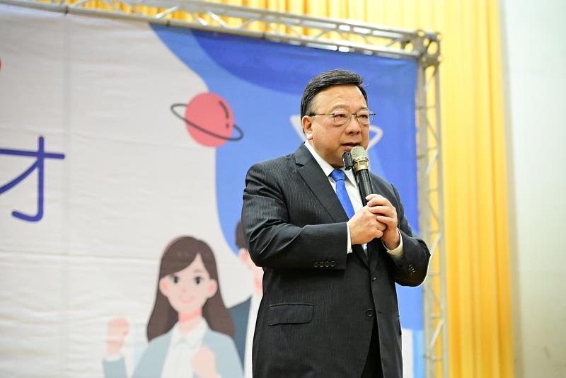 圖4 中華大學劉維琪校長致詞。