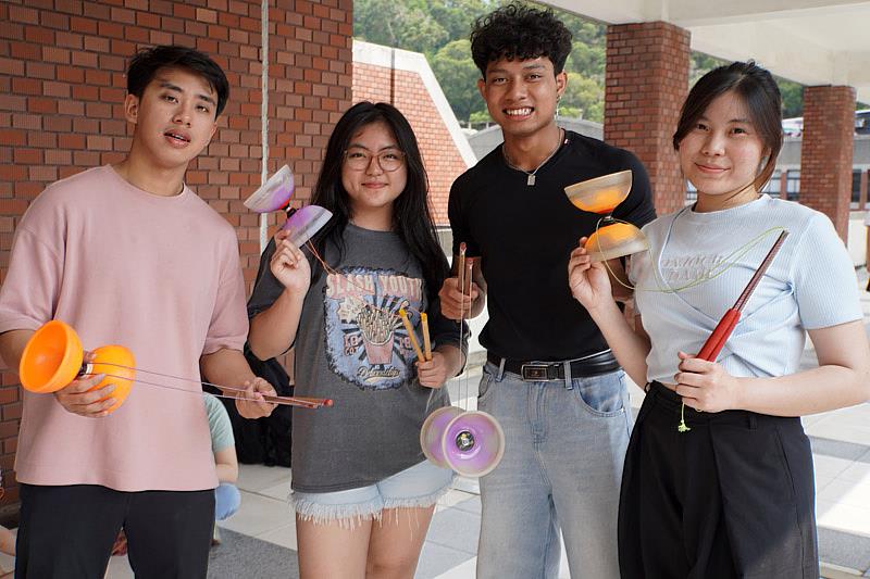 大葉大學的印尼學生都是第一次接觸扯鈴