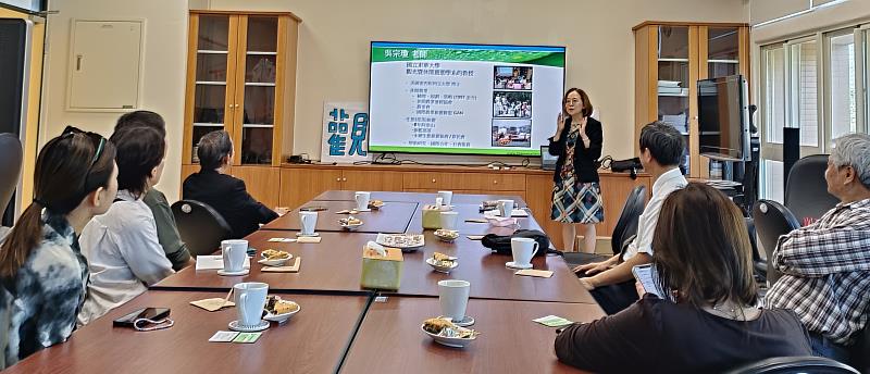 觀遊系吳宗瓊教授從鄉村資源發展及休閒體驗的角度提供專業建議。