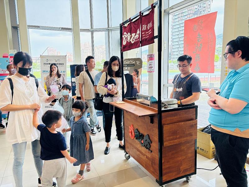 2024汐止運動中心成果展演-雞蛋糕免費索取