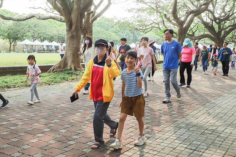 中正野餐日登場,300人健走體驗「智遊嘉義」-1