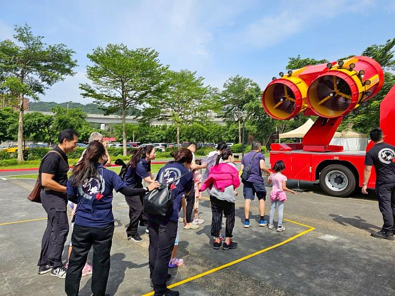 「小小消防員體驗宣導活動」新北消防邀親子共學防災知識
