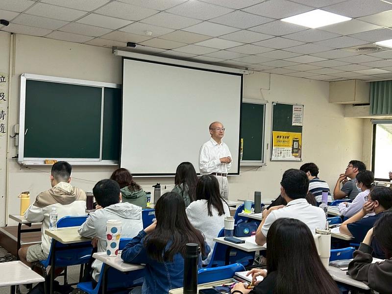 02環安系江鴻龍主任開班說明