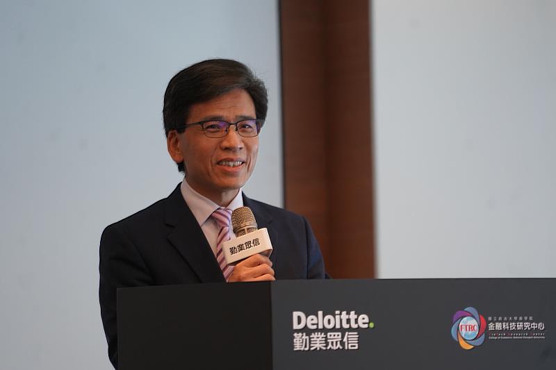 金融監督管理委員會主委彭金隆