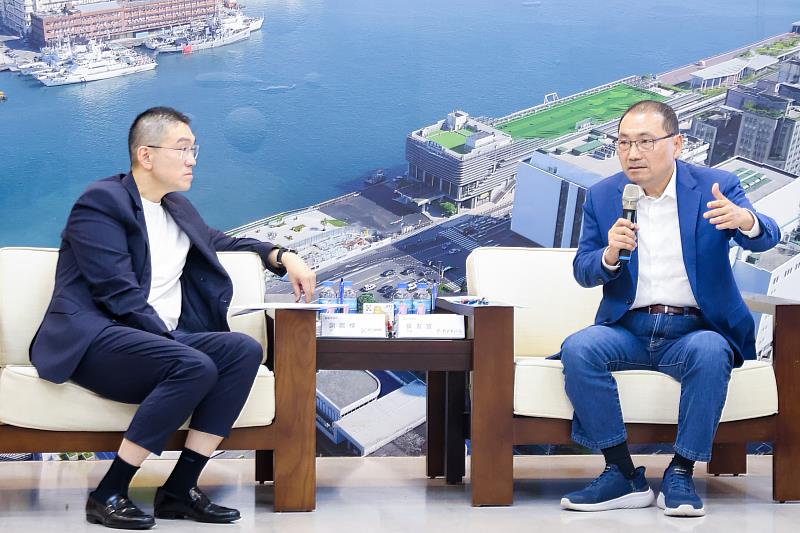 新北市長侯友宜率團拜訪基隆